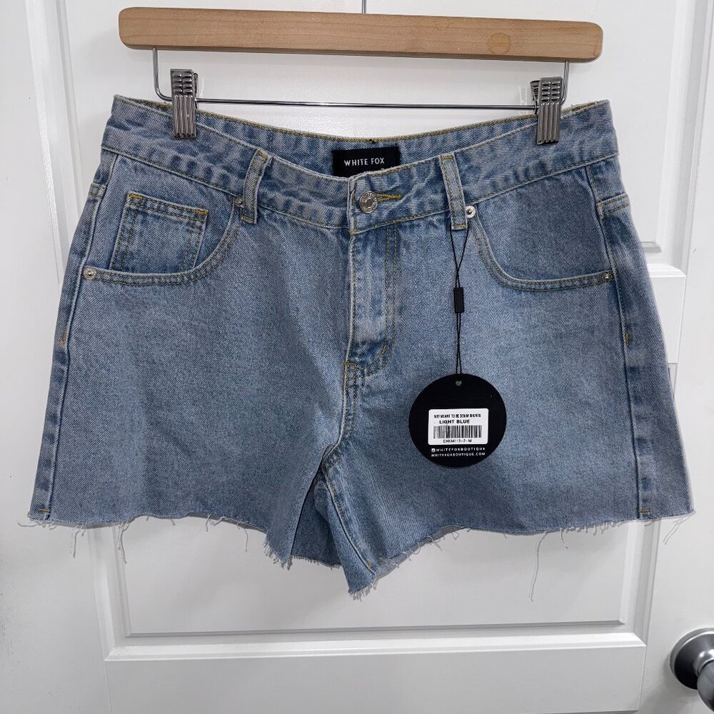 3/$30 White Fox Not‎ meant to be denim shorts Size Medium New